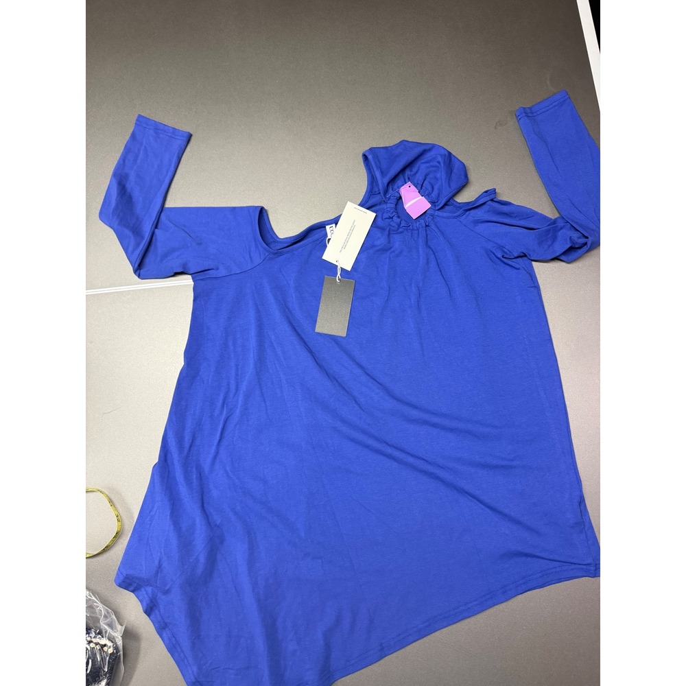 UOOZEE Royal Blue Cold Shoulder Asymmetrical Hem Long Sleeve Top Large NWT